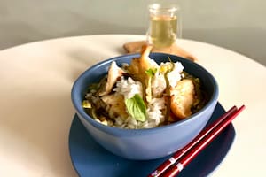 Ochazuke vegano con té verde