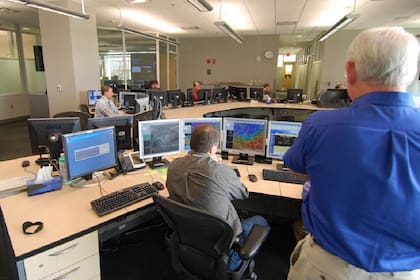 Ocho oficinas cancelan turnos nocturnos: Sacramento y Jackson entre las afectadas por recortes presupuestarios