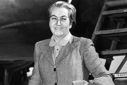 Mistral llegó a ser conocida como "la maestra de América".