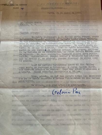 Octavio Paz le escribe a Álvaro Mutis, desde París, en 1960; esta y otras cartas se pueden ver por primera vez en la exposición "Intacta Materia", hasta el mes próximo, en la casa de García Márquez de Ciudad de México