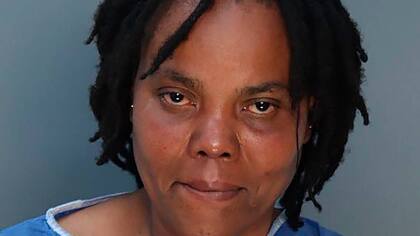 Odette Lysse Joassaint permanece detenida y enfrenta dos cargos por homicidio (Crédito: Cárcel del condado de Miami-Dade vía AP)