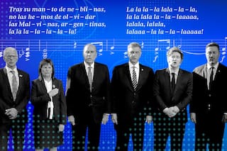 Problemas con la letra de la marcha y tomas de catch en el acto por Malvinas