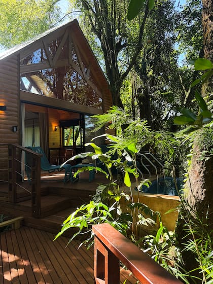 Ofrece tres tipos difrentes de habitaciones