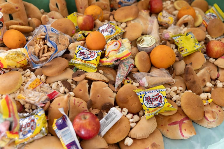 Rodeo Colorado, humita en chala y ofrendas del día de los muertos. (Fotos: Belén Grosso)