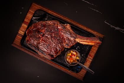 Ojo de bife con hueso estacionado de Hierro