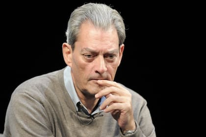 Ojos azules, mirada de niño grande, Paul Auster no sólo nos seducía por sus novelas