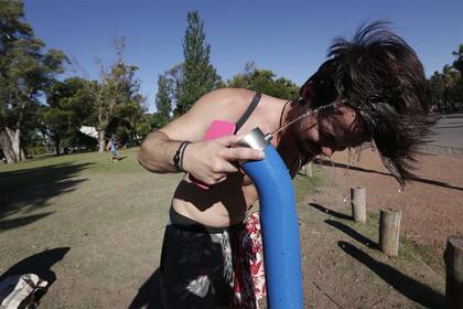 Hasta ahora, la ola de calor más extensa en la ciudad fue en 2013, cuando se extendió durante nueve días de diciembre de ese año