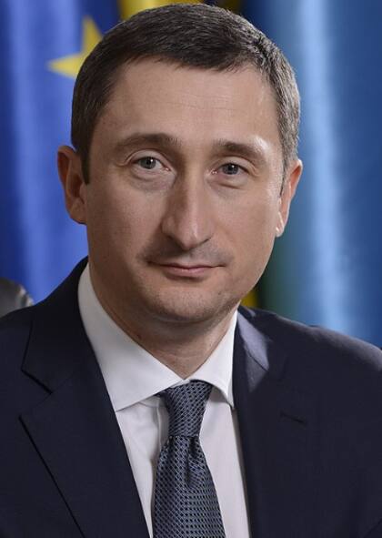Oleksii Chernishov, Ministro ucranio de Unidad Nacional