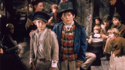 Oliver! (1968), de Carol Reed. Con Mark Lester y Oliver Reed.