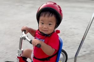 El niño de tres años con una enfermedad rara que asombra a los médicos por su recuperación