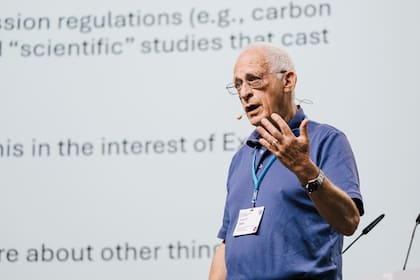 Oliver Hart, ganador del Premio Nobel de Economía en 2016