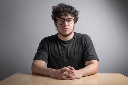 Oliver Nash: "Nos ven como hombres más chicos, como si fuéramos débiles o no totalmente hombres solo por ser trans". Foto: Gentileza Random House.