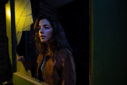 Olivia Thrilby en la piel de Hero Brown