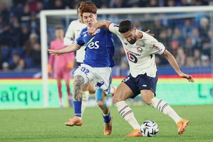 Olivier Giroud, delantero de Lille, en acción