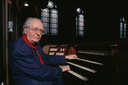 Olivier Messiaen en 1983, en una iglesia parisina