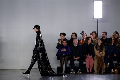 Olivier Rousteing creó para Balmain una colección potente y repleta de tributos a la moda