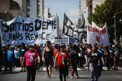 Barrios de Pie, Polo Obrero y el Bloque Piquetero entre las organizaciones que marcharon en la ciudad