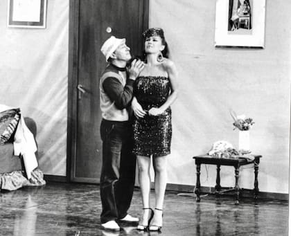 Olmedo, con su sombrero piluso, Naanim con su atractiva expresión: su obra ganó un Estrella de Mar