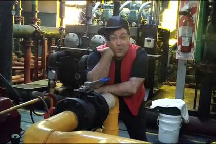 Omar Calicchio, protagonista de Stan & Oliver, también en Le Petit Grand Hotel