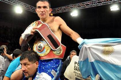 Omar Narváez ganó con su sello distintivo