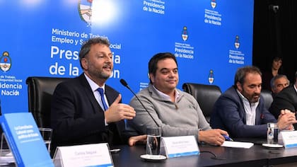 Omar Yasín, abogado laboralista vinculado a Pro, será el secretario de Trabajo de Javier Milei; Yasín será secundado por Horacio Pitrau, quien también se desempeñó en la gestión de Triaca