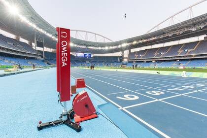 Omega llevo un equipo de 550 profesionales de cronometraje y 350 toneladas de equipamiento a París