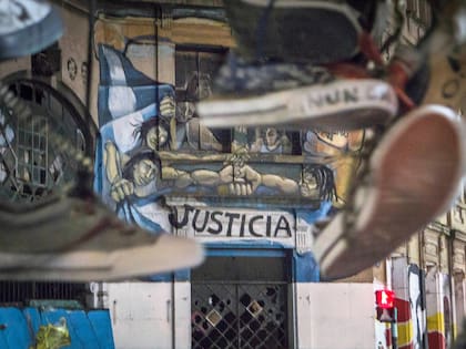 Muro de la estación de Once, frente a Cromañón