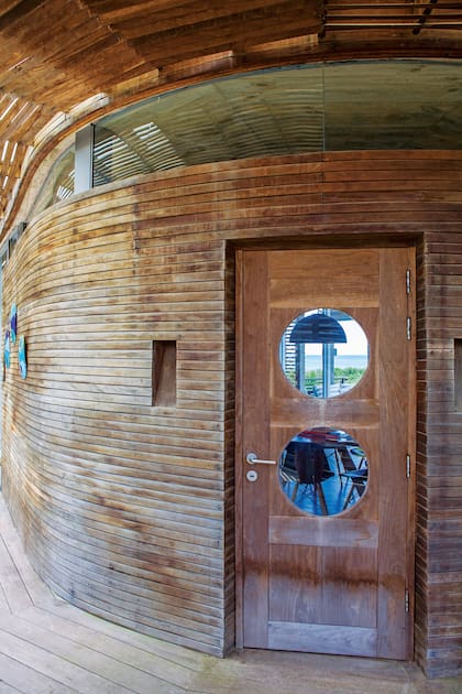 Onda naútica al cuadrado: no solo uno sino dos ojos de buey