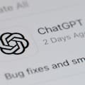 OpenAI le bajó el precio a uno de los planes de ChatGPT más populares