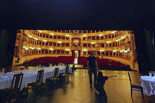 Ópera rusa inaugura la temporada de LA NACION mientras el teatro defiende el arte sobre la política