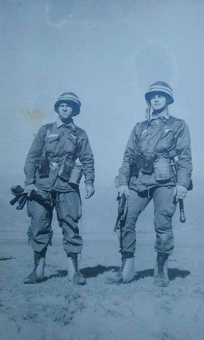 Paracaidistas argentinos listos