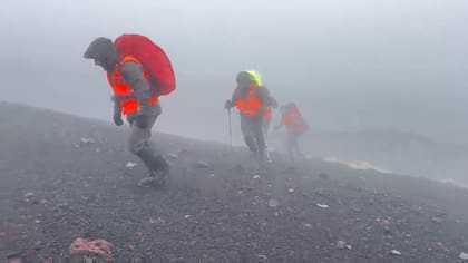 El operativo de búsqueda del argentino desaparecido en el volcán Llaima