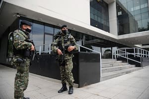 Balearon un edificio del Servicio Penitenciario y amenazaron a fiscales y policías