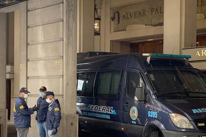 La Policía Federal participó en operativos de control en hoteles porteños sobre el cumplimiento de las medidas de restricción por el coronavirus