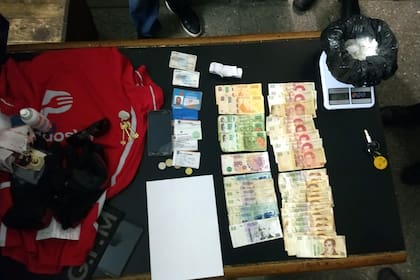 En un operativo en Vicente López secuestraron droga que se entregaba con las aplicaciones de delivery