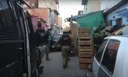 Operativo para desarticular un búnker de drogas en la villa Zavaleta