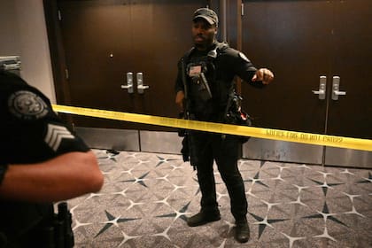Operativo se seguridad en el Hotel Hilton, en Washington.