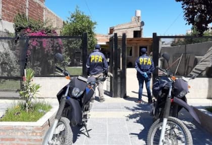 Operativos en Neuquén contra una banda de policías corruptos