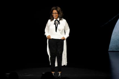 Oprah Winfrey conductora estrella de EE.UU., leyenda de la TV y empresaria
