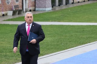 Orbán ordena retener dinero ucraniano incautado