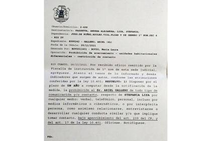 Orden de restricción del Juzgado que le impide a Gallero acercarse a Estefanía Lisa