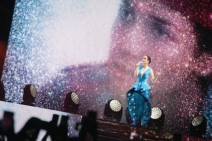 Fanática de las piedras y de su energía, los looks incluyeron amatistas, cuarzos, turmalinas y celestitas