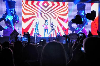 Oreiro hizo un tour por Rusia en 2014 que duró 40 días