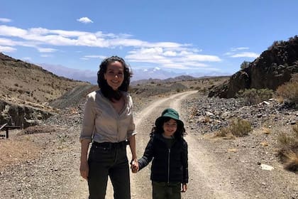 Oreiro y su hijo, disfrutando de los paisajes argentinos