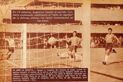 Oreste Corbatta convierte el primer gol argentino contra Chile en la historia de las Eliminatorias (Gentileza revista Estadio, de Chile)