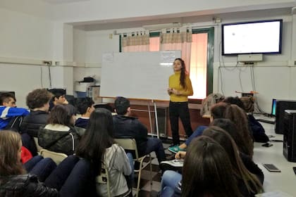 Organizaciones como FEIM trabajan junto a los docentes en los contenidos y brindan talleres.