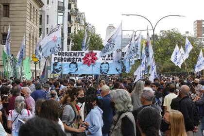 Organizaciones kirchneristas marcharon a Tribunales por el fallo contra Amado Boudou