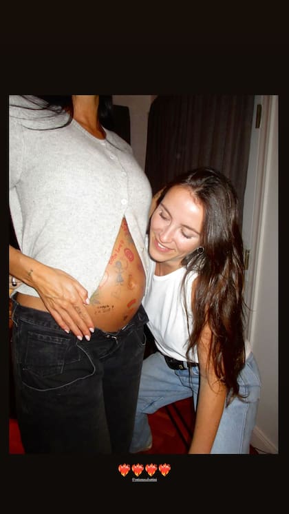 Oriana Sabatini celebró su embarazo junto a sus amigas en Buenos Aires (Foto: Instagram @orianasabatini)