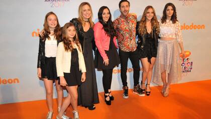 Todas las figuras que pasaron anoche por la alfombra naranja de los premios que entrega Nickelodeon