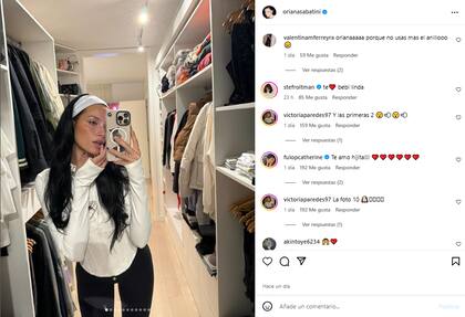 Oriana Sabatini hizo un posteo en Instagram con una seguidilla de fotos y su madre no dudó en comentarlo (Foto: Instagram @orianasabatini)